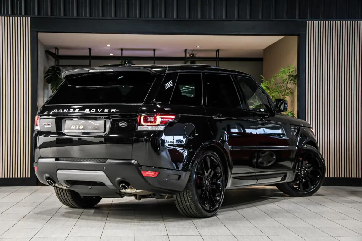 4.4 SDV8 Autobiography Dynamic