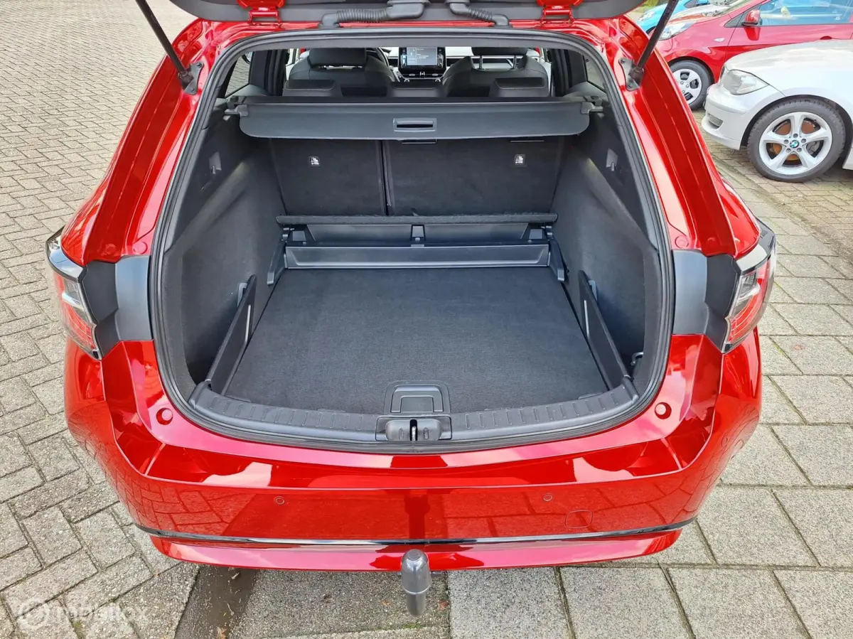 1.8 HYBRID DYNAMIC • 1e Eigenaar •