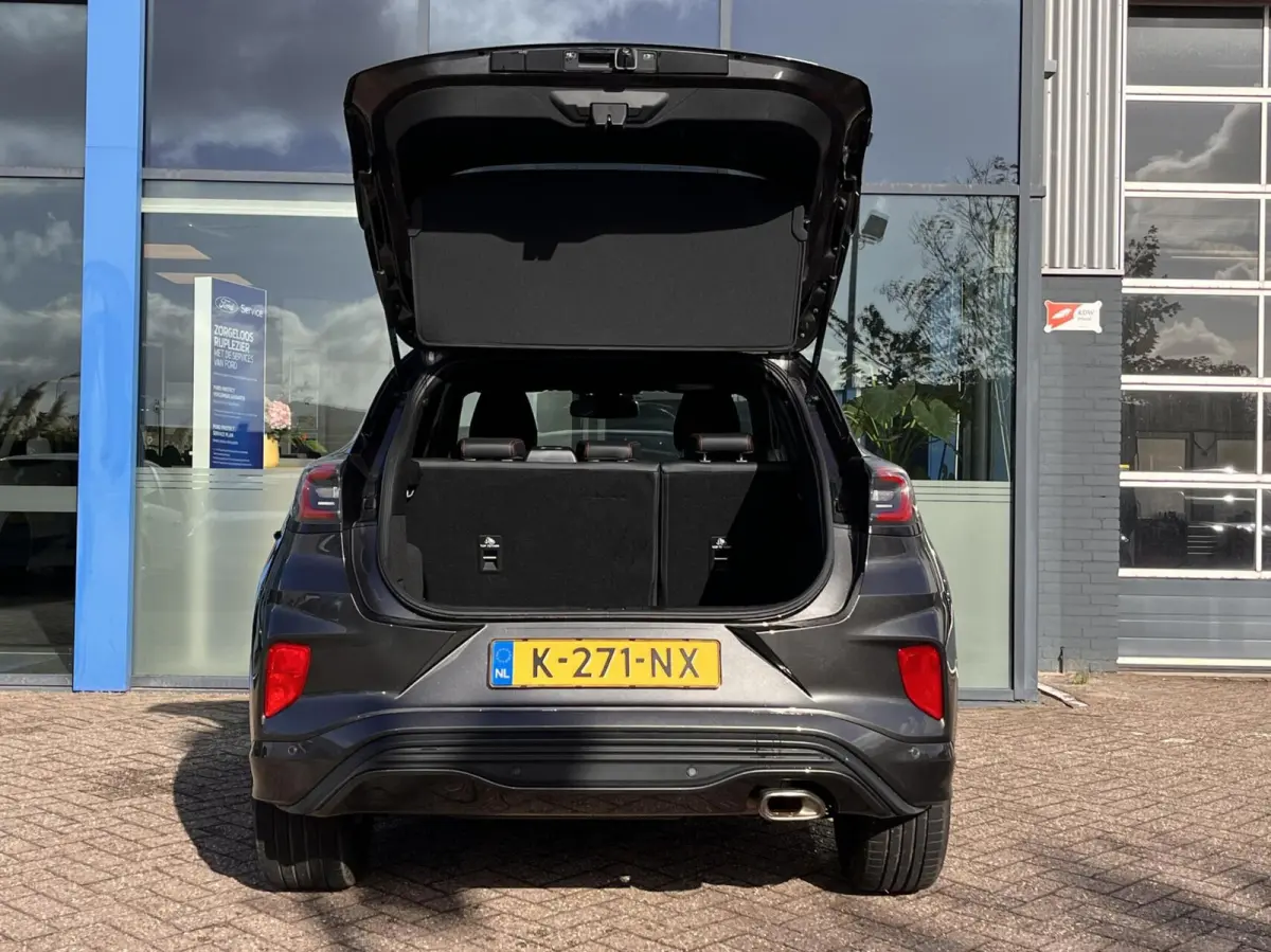 1.0 EcoBoost ST-Line X 125PK Winterpack Adaptieve Cruise Camera Full-LED 19'' Velgen Parkeersensoren Climate Privacy Glass *Compleet*
