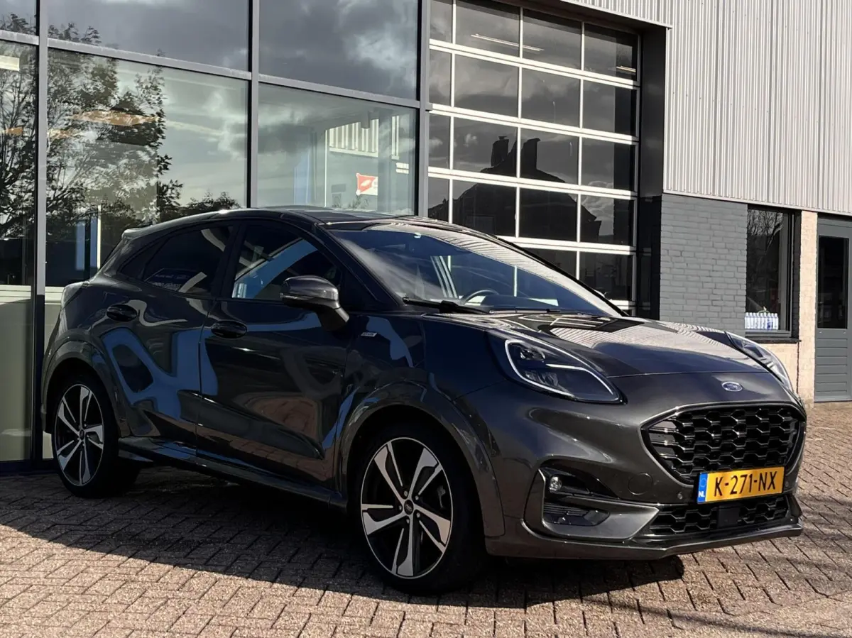 1.0 EcoBoost ST-Line X 125PK Winterpack Adaptieve Cruise Camera Full-LED 19'' Velgen Parkeersensoren Climate Privacy Glass *Compleet*