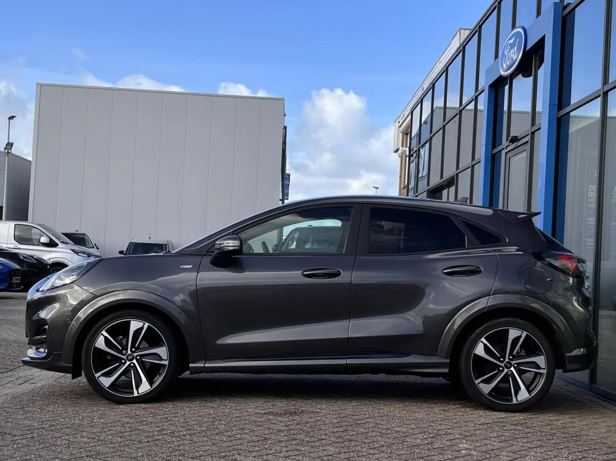 1.0 EcoBoost ST-Line X 125PK Winterpack Adaptieve Cruise Camera Full-LED 19'' Velgen Parkeersensoren Climate Privacy Glass *Compleet*