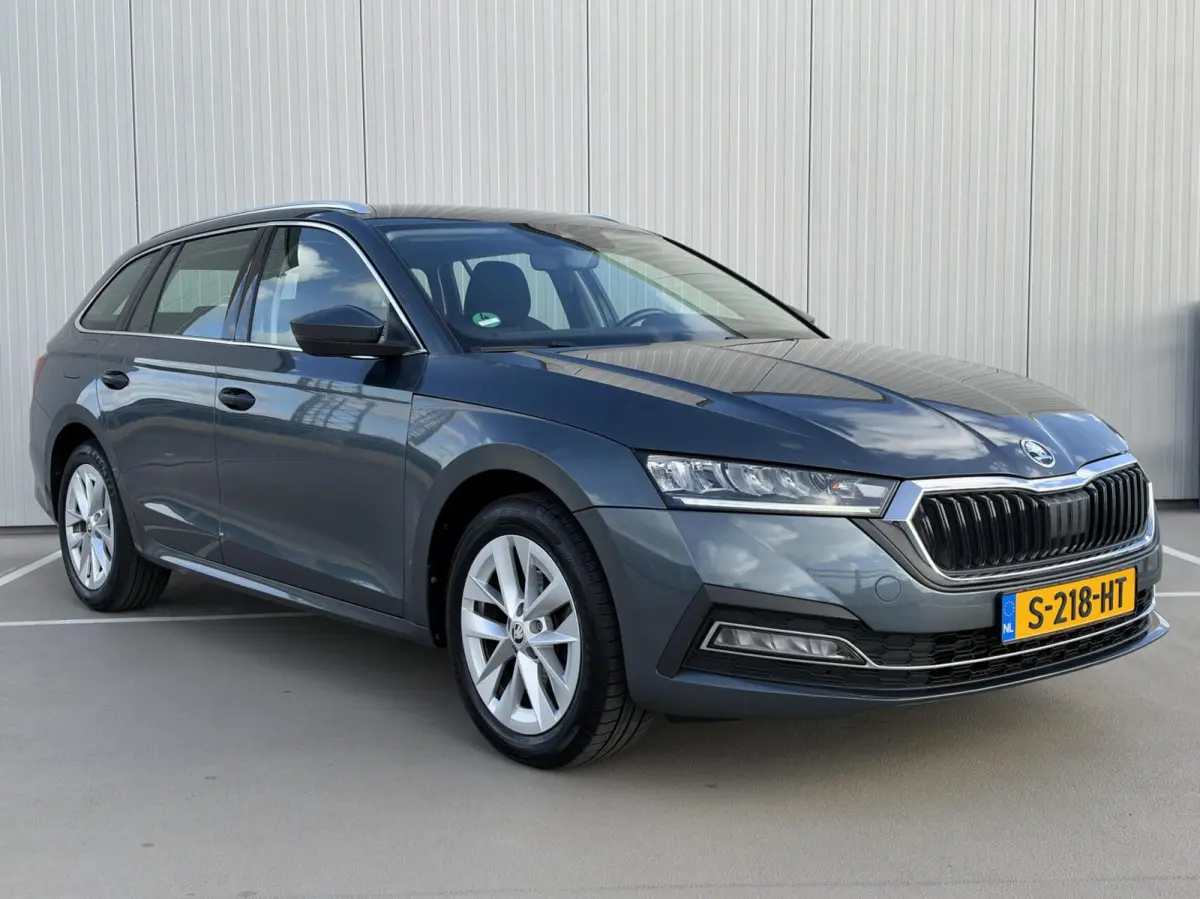1.5 e-TSI Business Edition Plus|Navi
