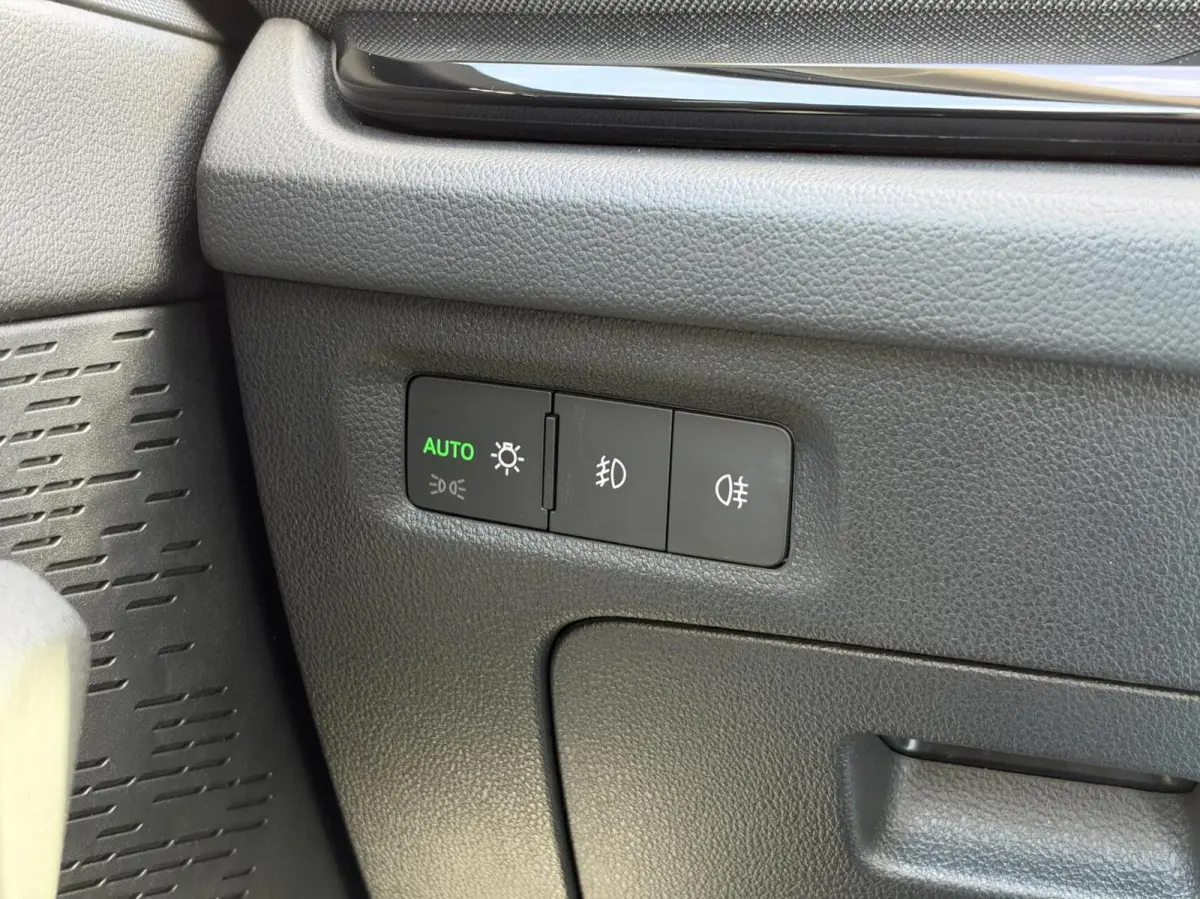 1.5 e-TSI Business Edition Plus|Navi