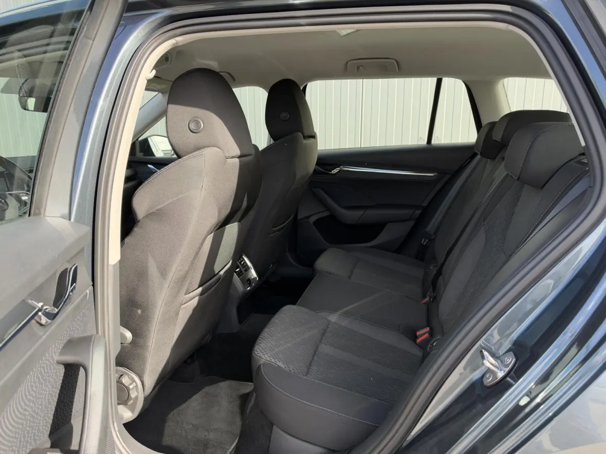 1.5 e-TSI Business Edition Plus|Navi
