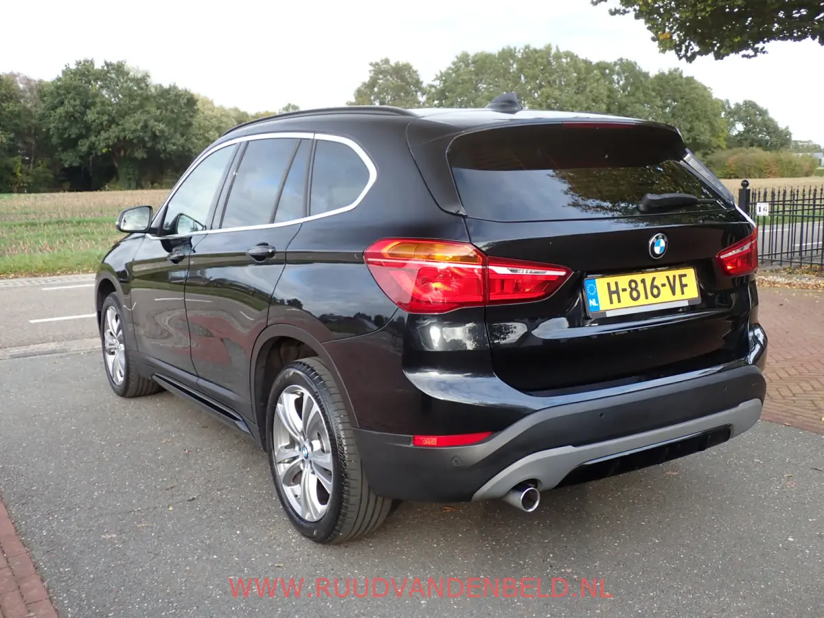 1.8i SPORTLINE CARPLAY / HEADUP / 18'' / SPORTSTOEL / PROF-NAVI