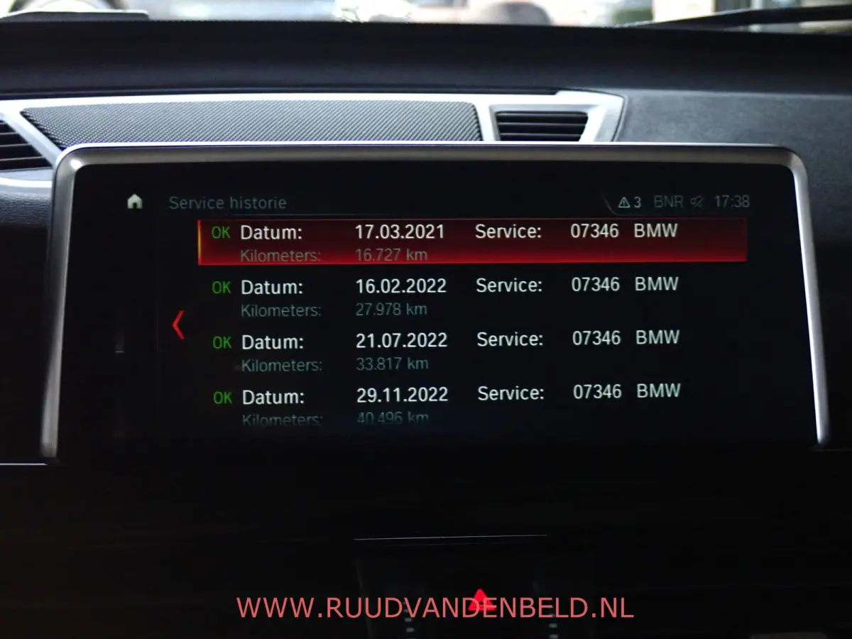 1.8i SPORTLINE CARPLAY / HEADUP / 18'' / SPORTSTOEL / PROF-NAVI