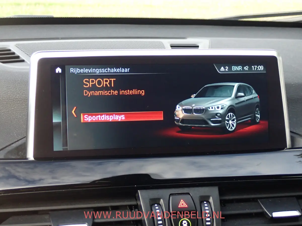 1.8i SPORTLINE CARPLAY / HEADUP / 18'' / SPORTSTOEL / PROF-NAVI