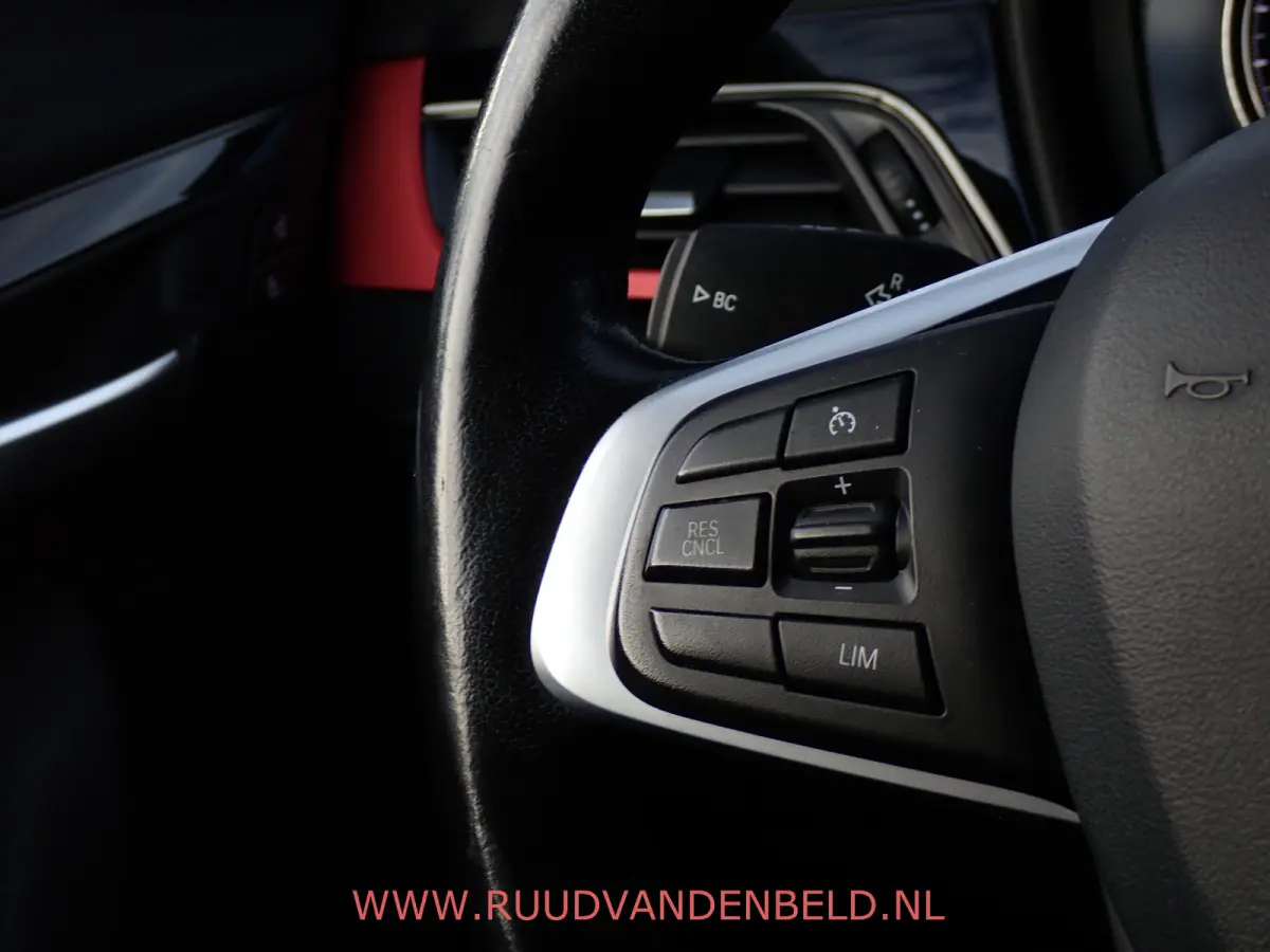 1.8i SPORTLINE CARPLAY / HEADUP / 18'' / SPORTSTOEL / PROF-NAVI