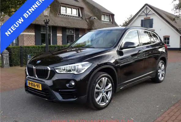 1.8i SPORTLINE CARPLAY / HEADUP / 18'' / SPORTSTOEL / PROF-NAVI