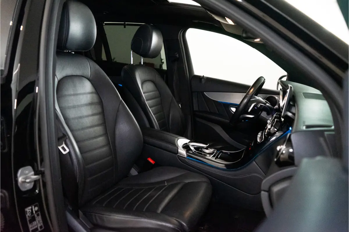 250 4MATIC Edition 1 211PK | Pano | Keyless | 360 | Stuurass. | Spoorass. | Stoelverwarming&Koeling | Garantie