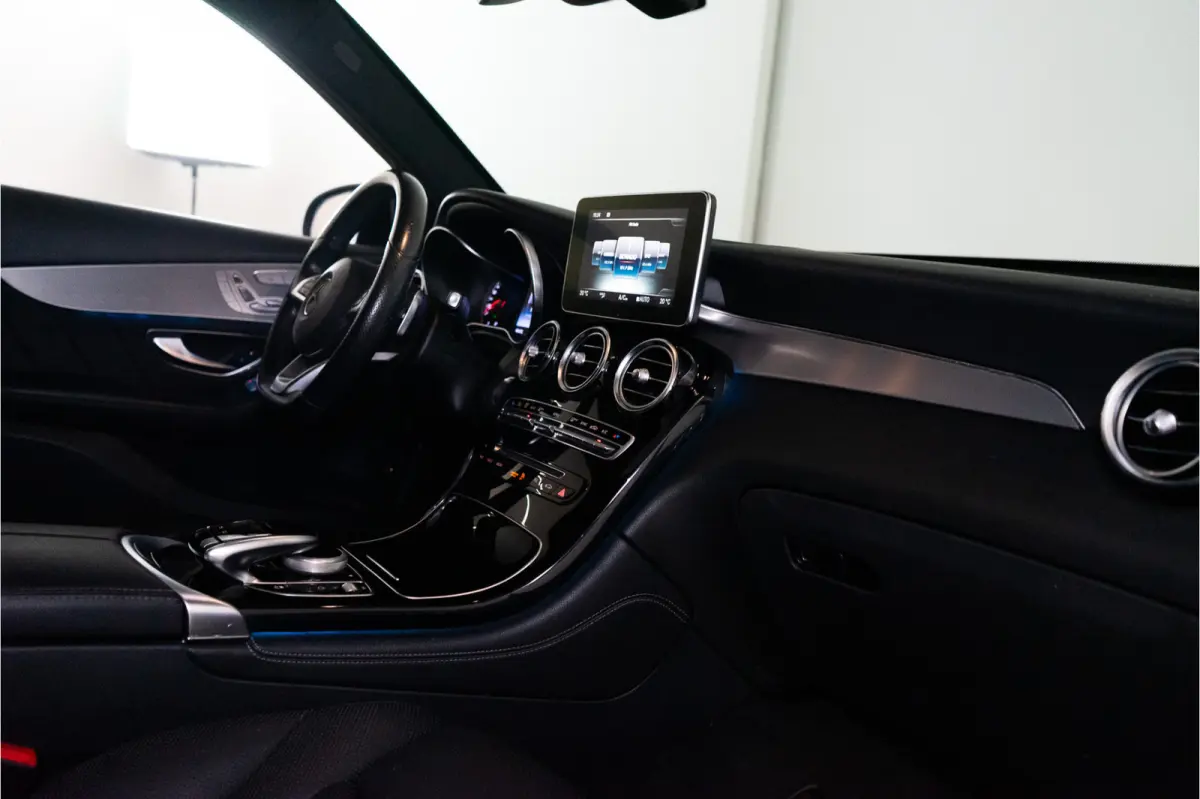 250 4MATIC Edition 1 211PK | Pano | Keyless | 360 | Stuurass. | Spoorass. | Stoelverwarming&Koeling | Garantie