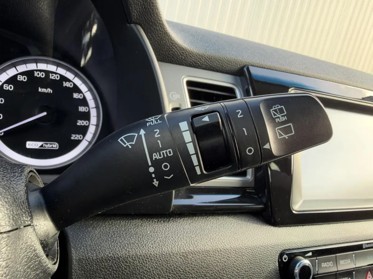 1.6 GDi Hybrid DynamicLine|Navi|NL-Auto