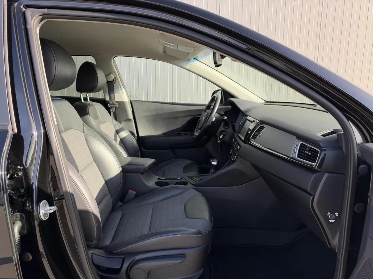 1.6 GDi Hybrid DynamicLine|Navi|NL-Auto