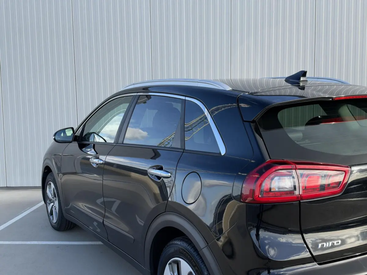 1.6 GDi Hybrid DynamicLine|Navi|NL-Auto