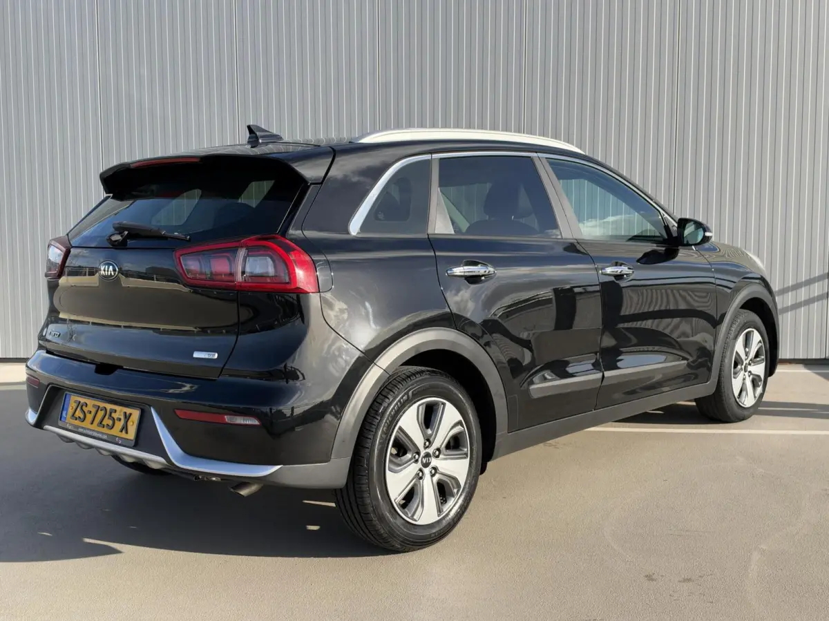 1.6 GDi Hybrid DynamicLine|Navi|NL-Auto