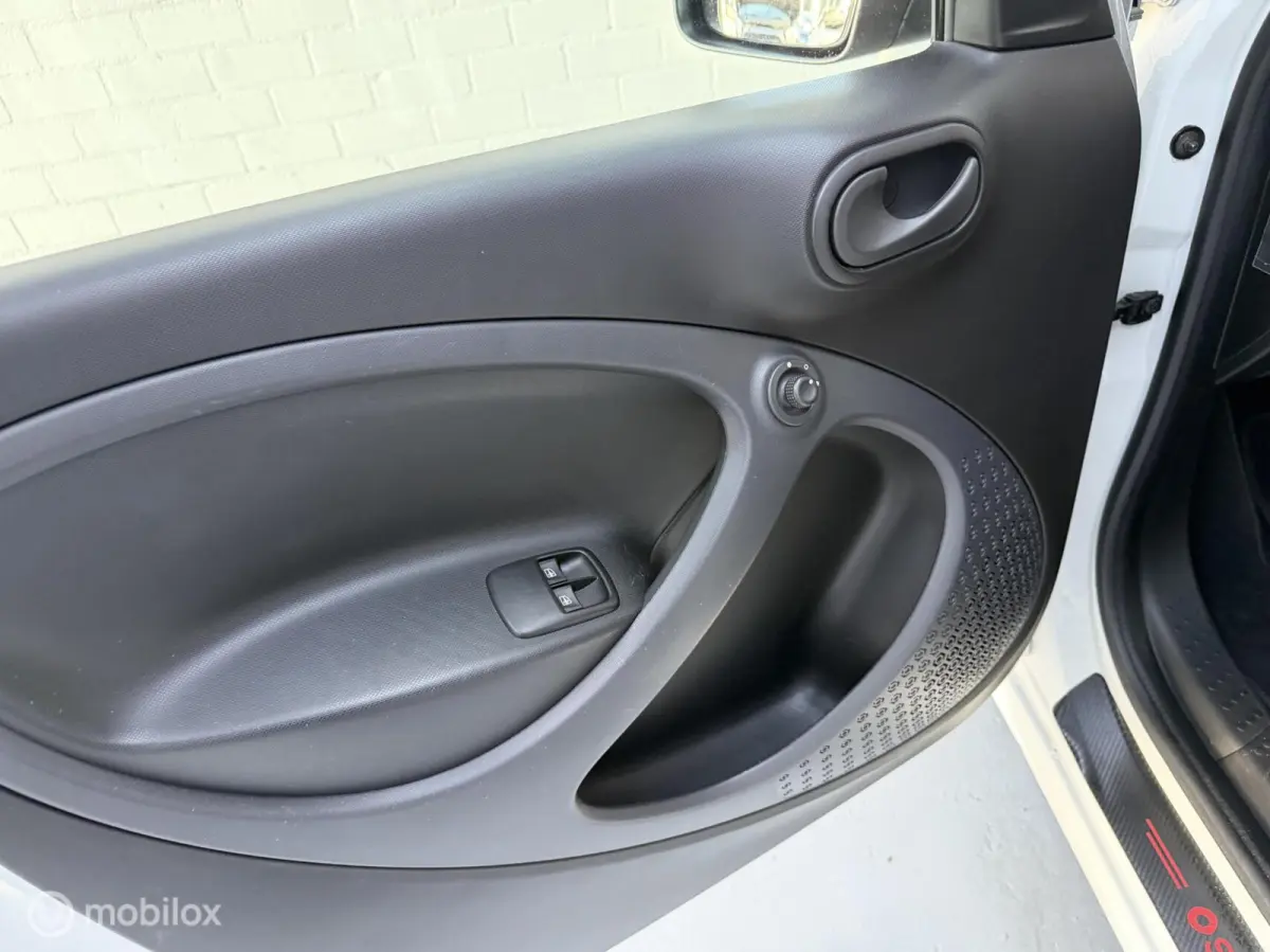 1.0 Pure NL Auto Cruise Airco 5 deurs