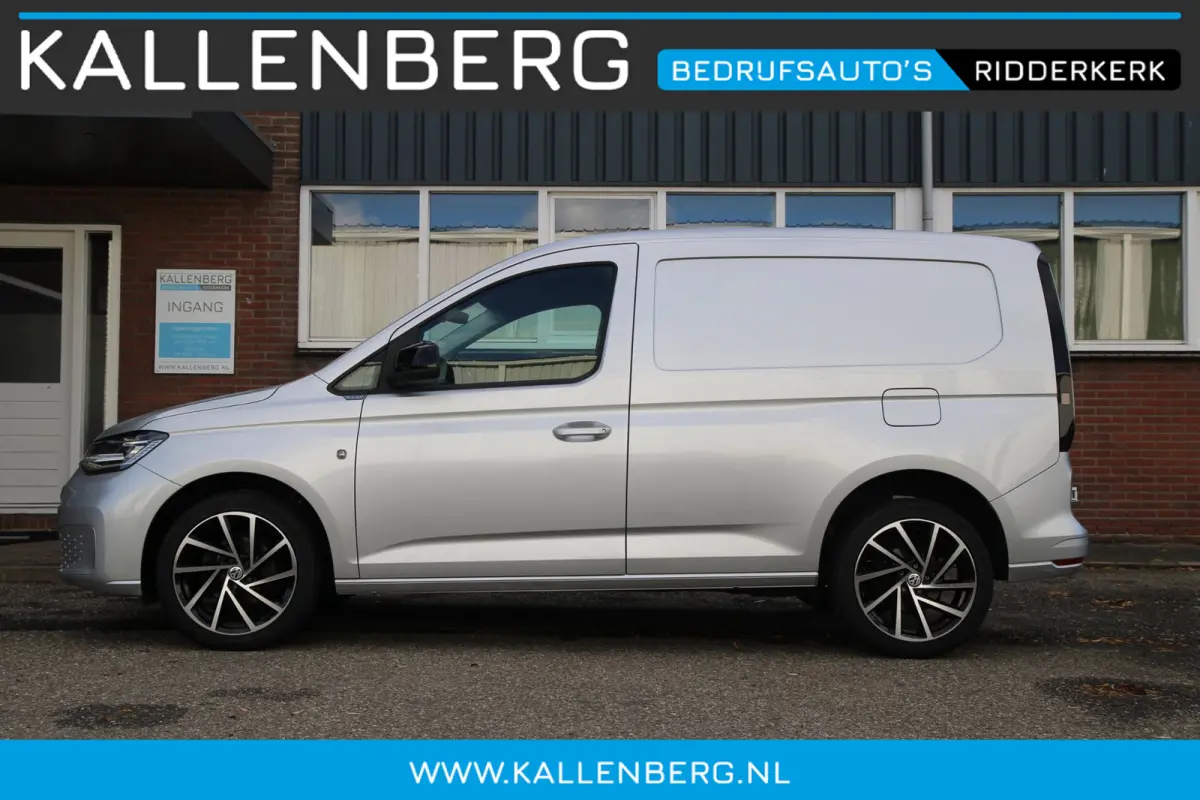 2.0 TDI 102PK 1st Edition / App connect / Multi stuur / 18" velgen