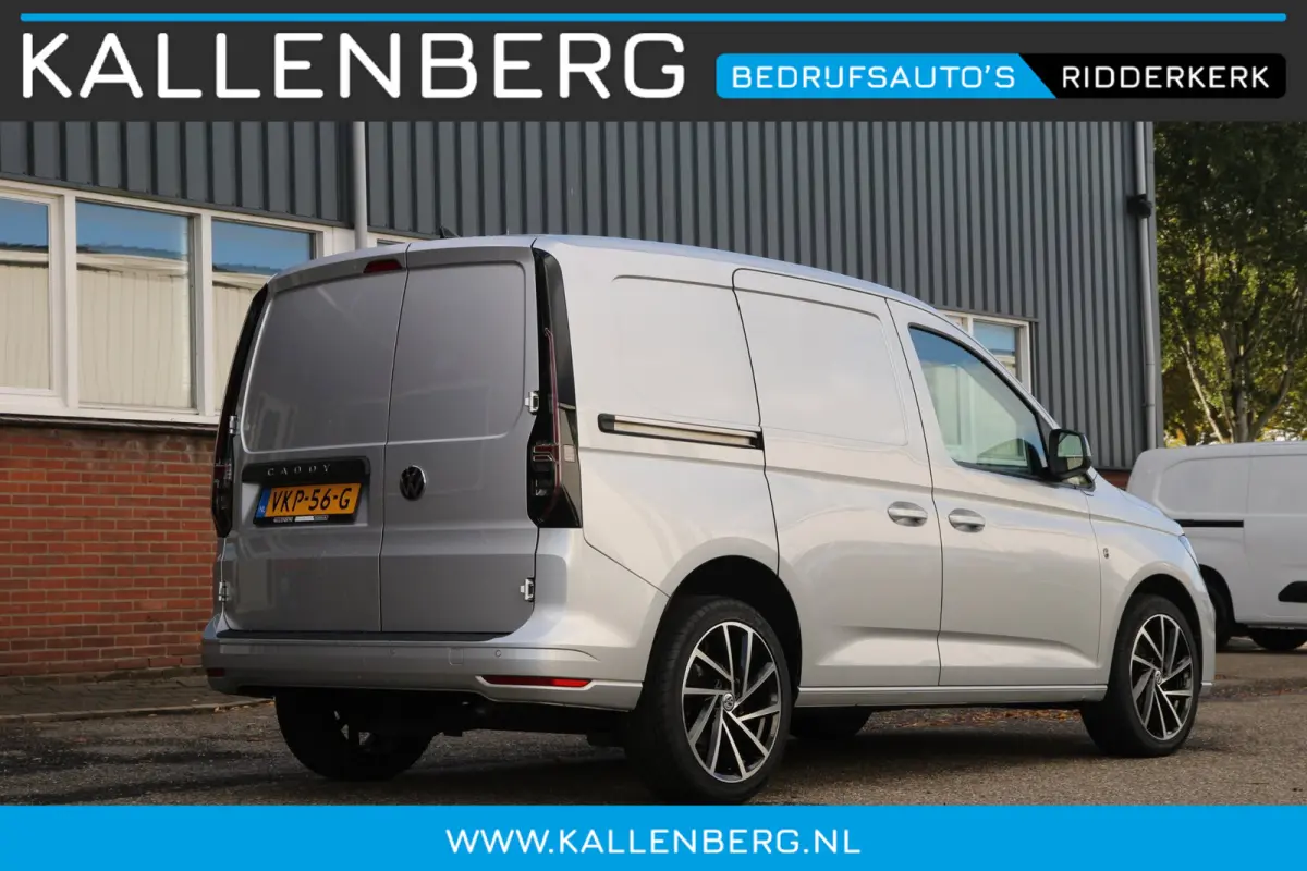 2.0 TDI 102PK 1st Edition / App connect / Multi stuur / 18" velgen
