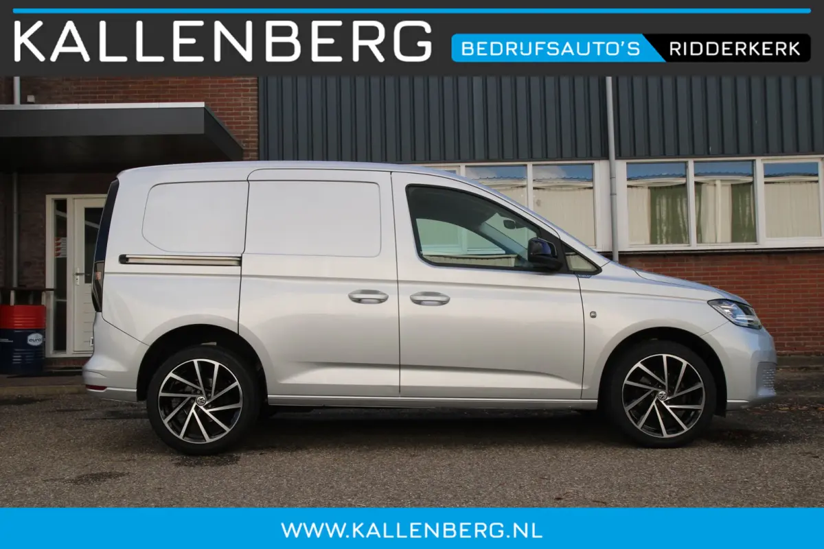 2.0 TDI 102PK 1st Edition / App connect / Multi stuur / 18" velgen