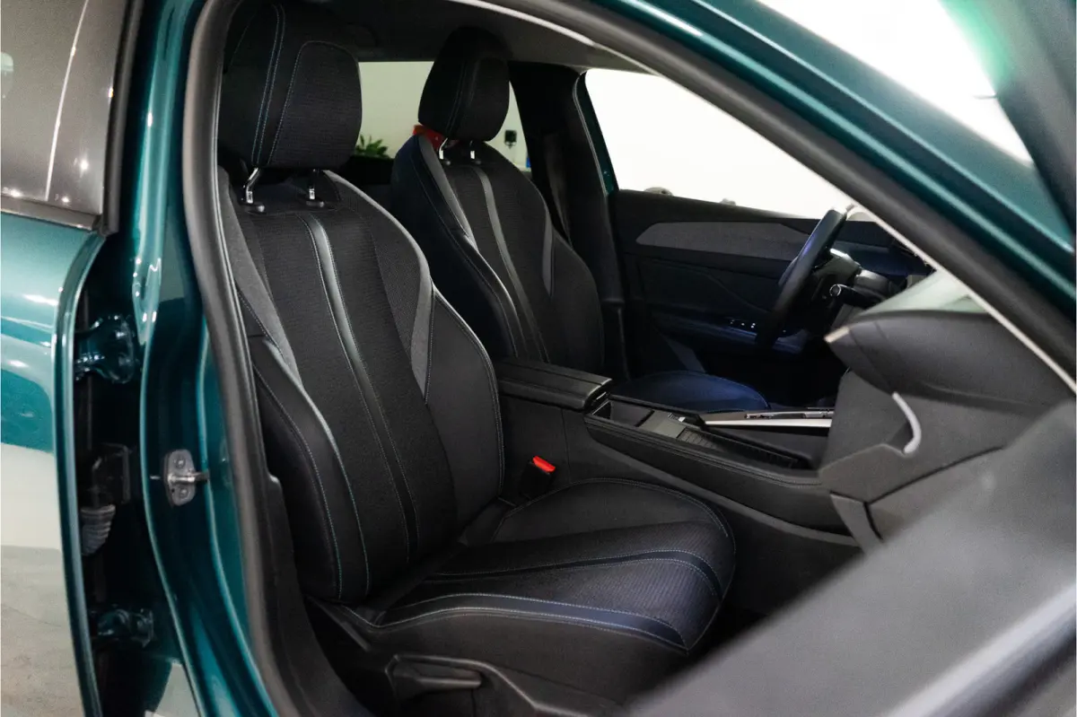 1.6 Plug-in Hybrid 180 Allure Bleu Cuivre | 360° | ACC | Keyless | Carplay | 7 kW Lader | Fabrieksgarantie