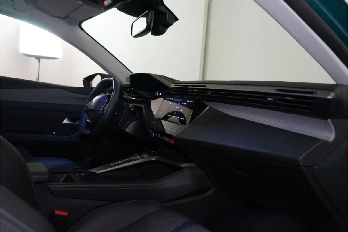 1.6 Plug-in Hybrid 180 Allure Bleu Cuivre | 360° | ACC | Keyless | Carplay | 7 kW Lader | Fabrieksgarantie