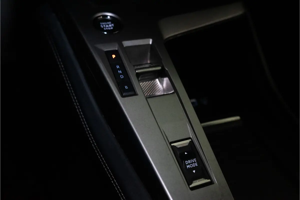 1.6 Plug-in Hybrid 180 Allure Bleu Cuivre | 360° | ACC | Keyless | Carplay | 7 kW Lader | Fabrieksgarantie