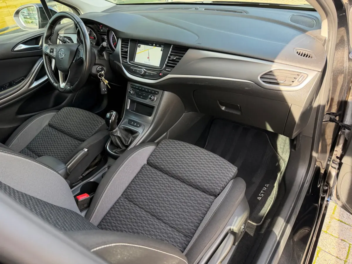 1.2 Edition 131pk, NAP, 1e eigenaar, CarPlay, trekhaak, Sport stoelen