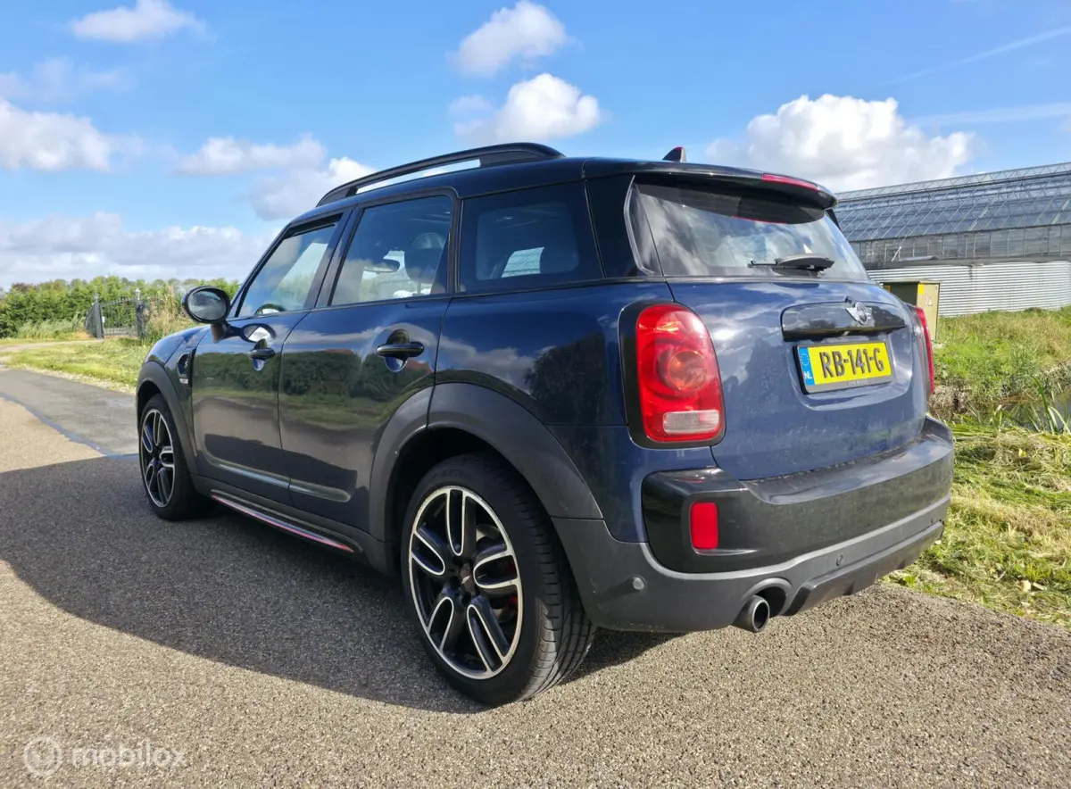 2.0 Cooper S / Pano / Trekhaak / HK Audio