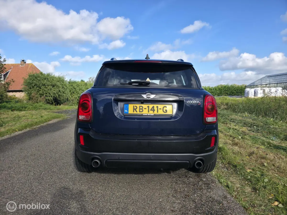 2.0 Cooper S / Pano / Trekhaak / HK Audio