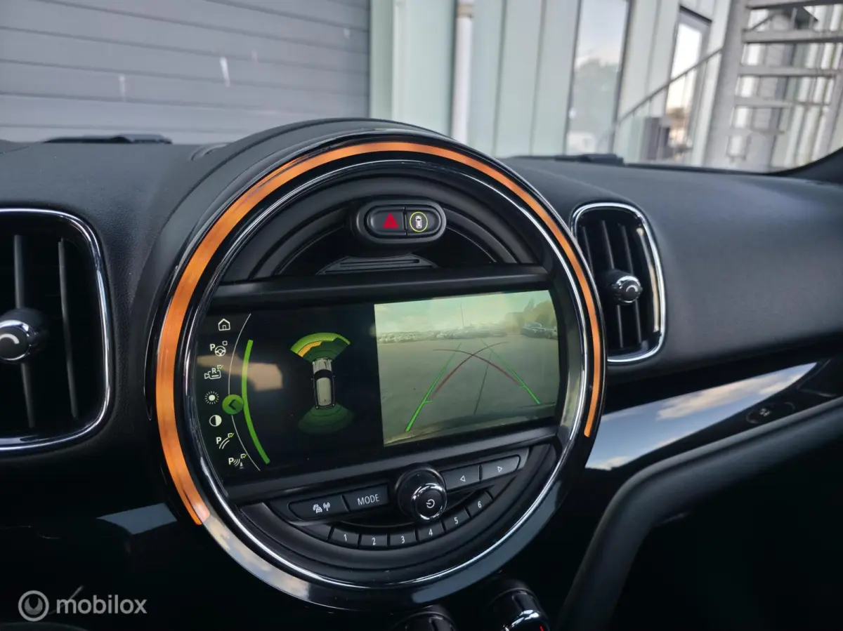2.0 Cooper S / Pano / Trekhaak / HK Audio