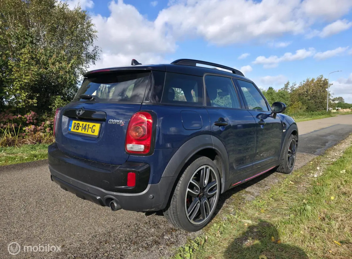 2.0 Cooper S / Pano / Trekhaak / HK Audio