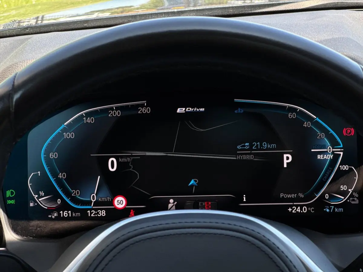 320e Sport Line PHEV // Panorama Dak // Navi // LED // Cruise // PDC