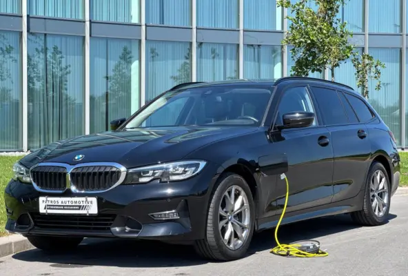 320e Sport Line PHEV // Panorama Dak // Navi // LED // Cruise // PDC