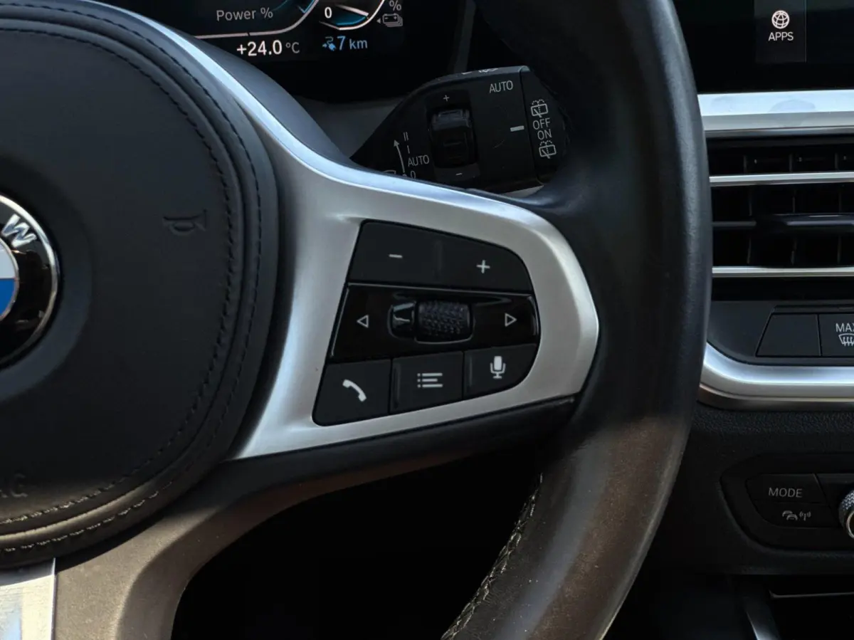 320e Sport Line PHEV // Panorama Dak // Navi // LED // Cruise // PDC