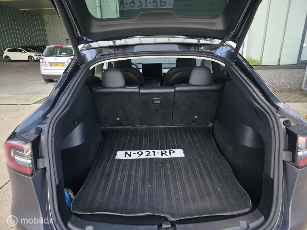 Long Range AWD 75 kWh / Trekhaak / Leder