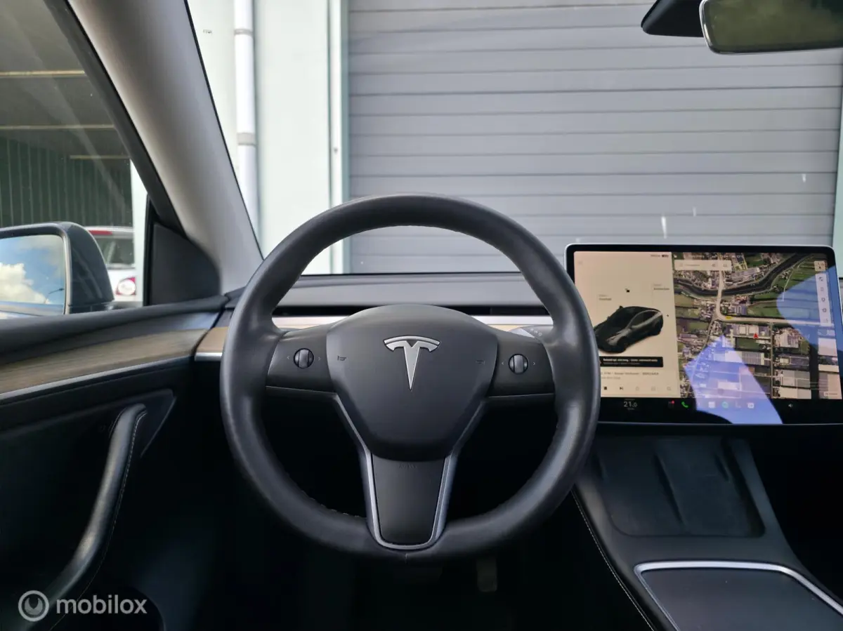 Long Range AWD 75 kWh / Trekhaak / Leder