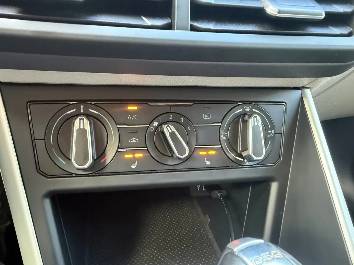 1.0 TSI Comfortline|AUTOMAAT|ACC|DIGITAL DASH|LED|CAMERA|STOELVERWARMING|LAGE KM STAND|1E EIG|DEALER ONDERHOUDEN|