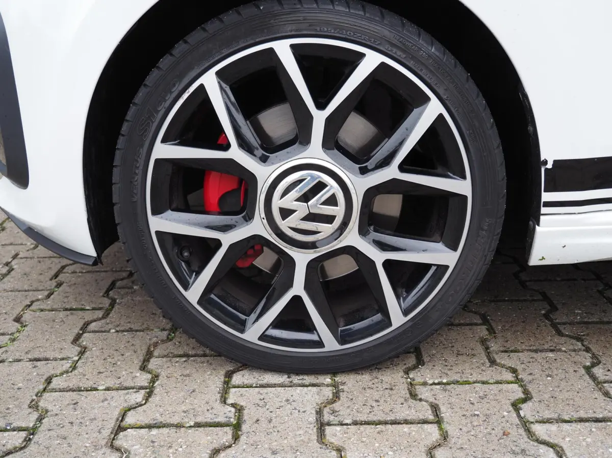 Up! 1.0 TSI GTI | Cruisecontrol | Stoelverwarming | Beats | Parkeersensoren | 6 Versnellingen | APK t/m nov 27 | Nette Auto