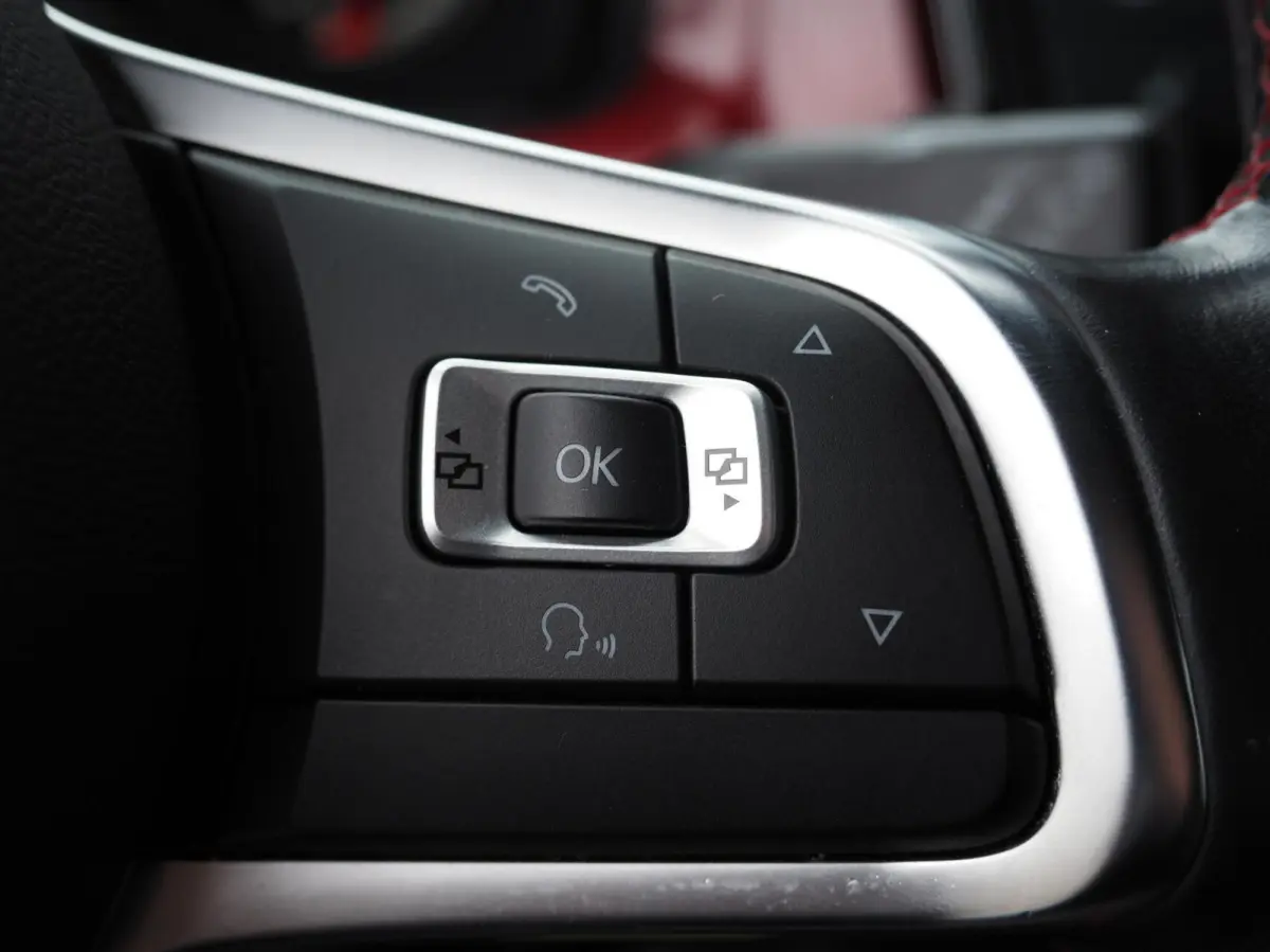 Up! 1.0 TSI GTI | Cruisecontrol | Stoelverwarming | Beats | Parkeersensoren | 6 Versnellingen | APK t/m nov 27 | Nette Auto