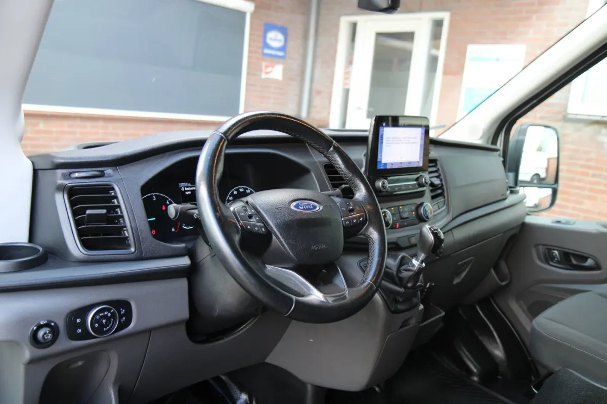 350 2.0 TDCI L2H2 Trend MHEV 130PK / Sync 3 / Dealer onderhoudsbeurt
