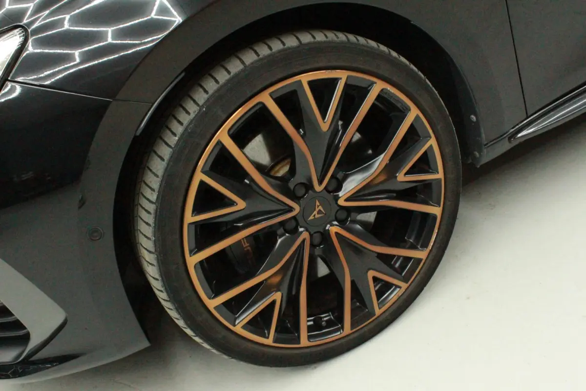 1.4 e-Hybrid VZ Performance| Stuur Knoppen|Camera