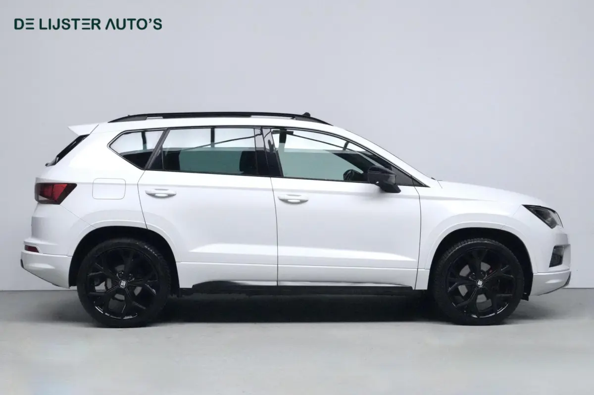 1.5 TSI FR Business Intense Automaat | Pano-dak | Virtual | 360 Camera | CarPlay | Acc | Beats Audio | Led | Pdc |