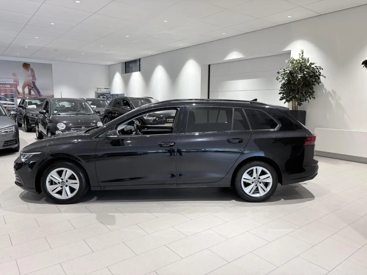 1.0 TSI Life | Carplay | Navigatie | Parkeersensoren voor + achter | Sfeerverlichting |