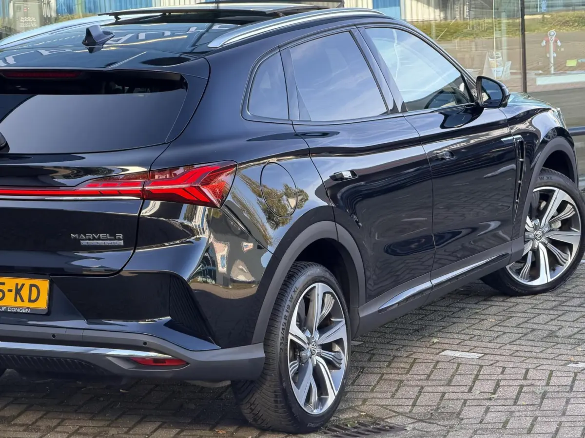 Luxury 70 kWh 2022 Top staat Btw 1e eig 32972km