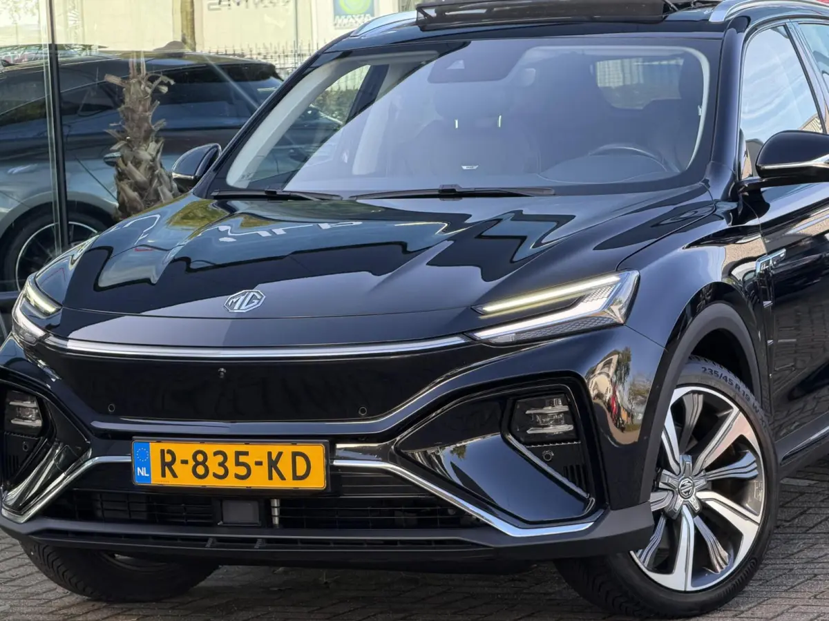 Luxury 70 kWh 2022 Top staat Btw 1e eig 32972km