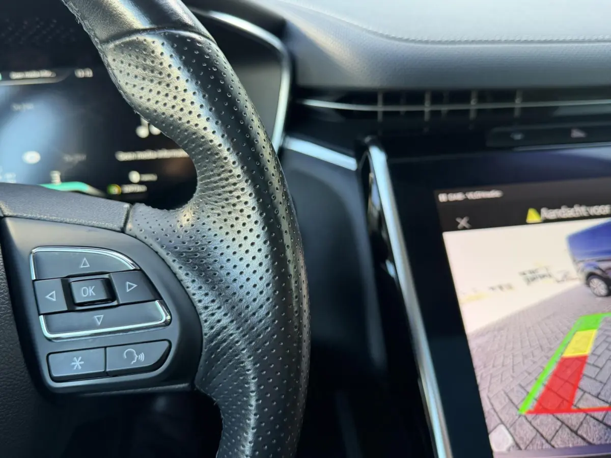 Luxury 70 kWh 2022 Top staat Btw 1e eig 32972km