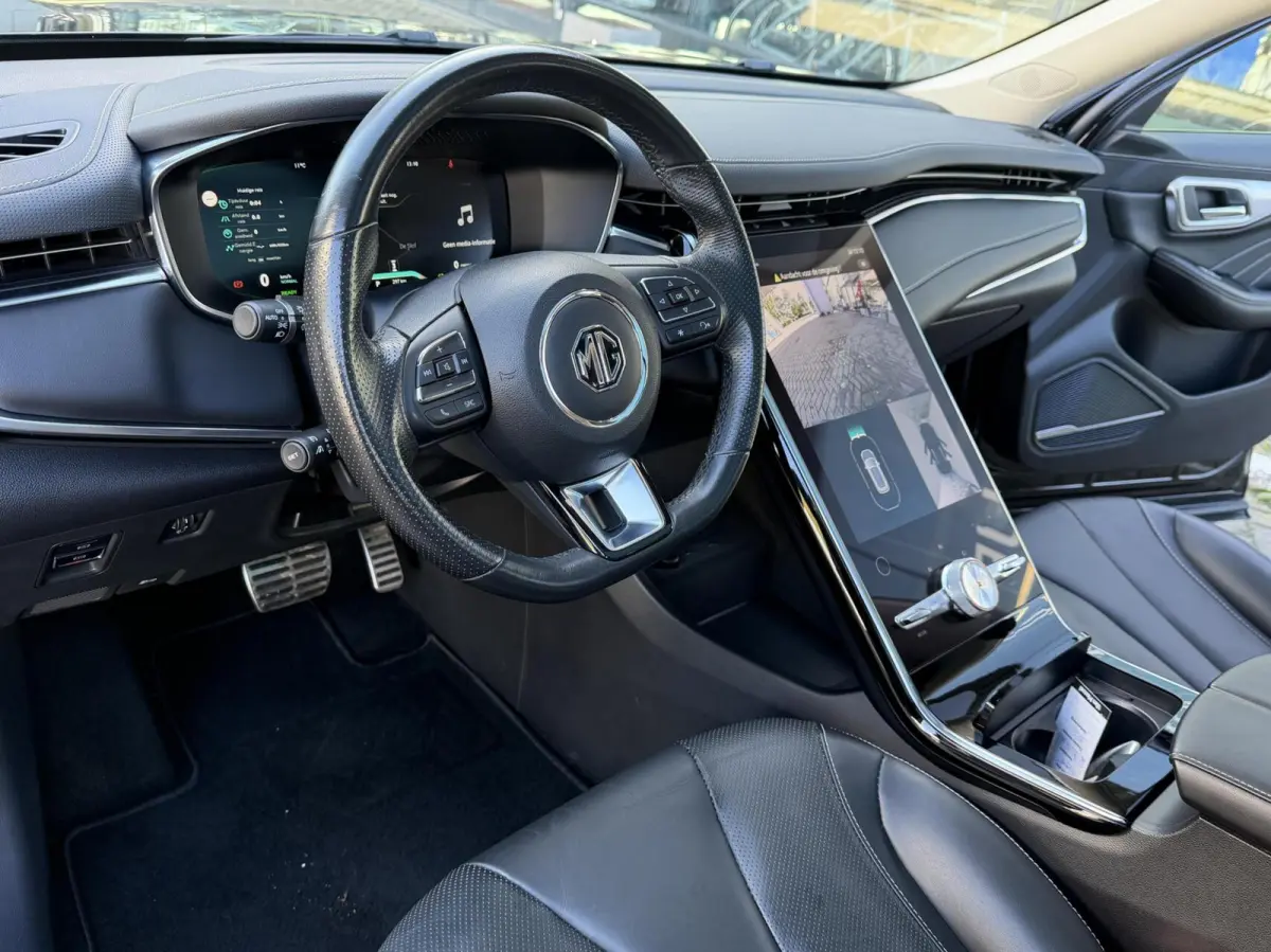 Luxury 70 kWh 2022 Top staat Btw 1e eig 32972km