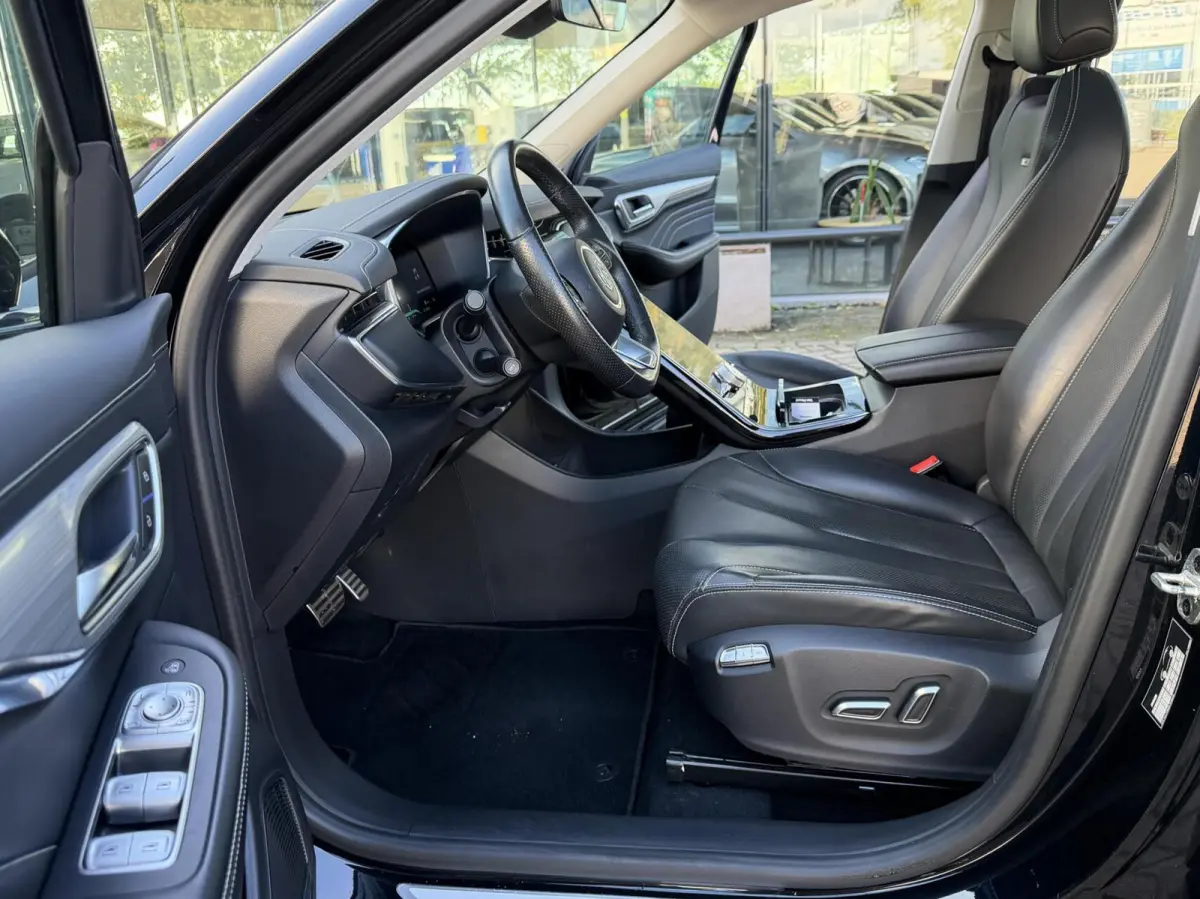 Luxury 70 kWh 2022 Top staat Btw 1e eig 32972km