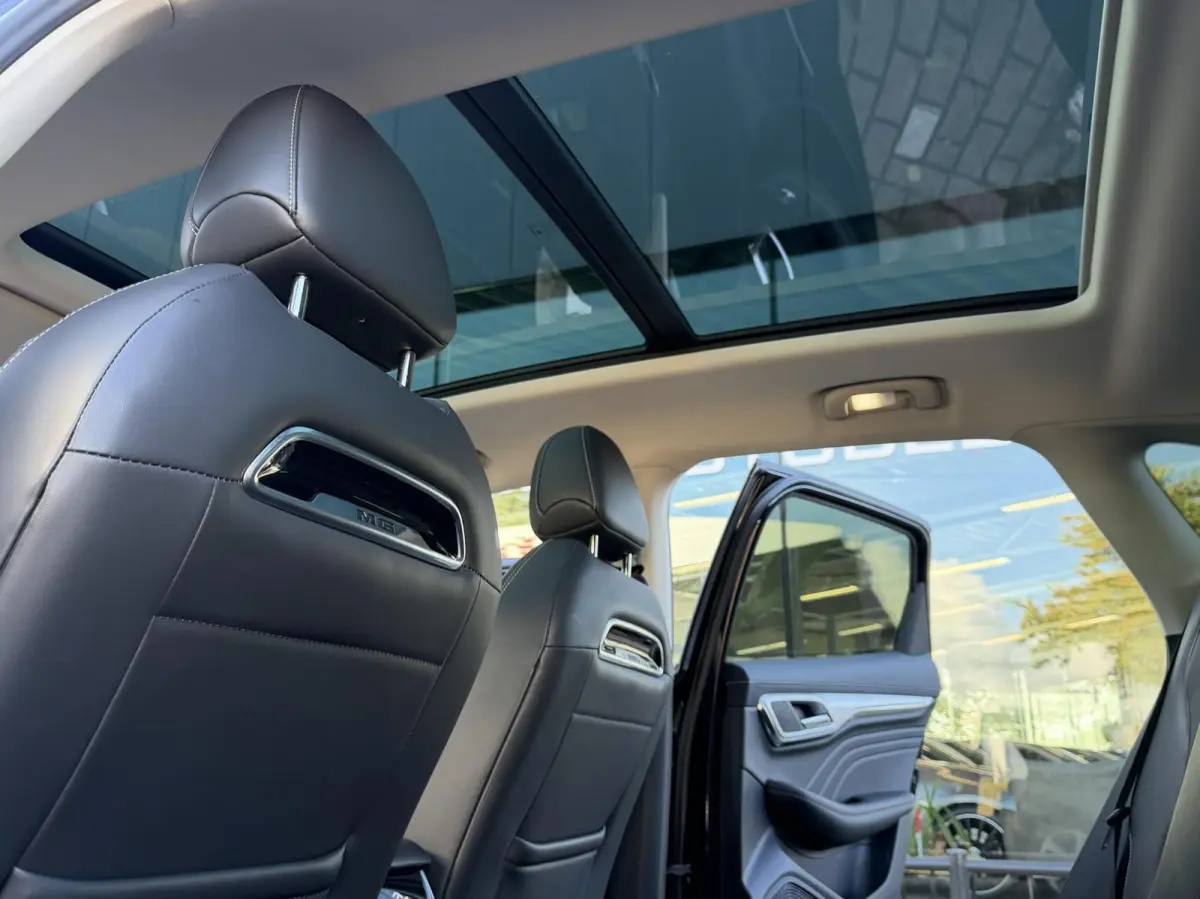 Luxury 70 kWh 2022 Top staat Btw 1e eig 32972km