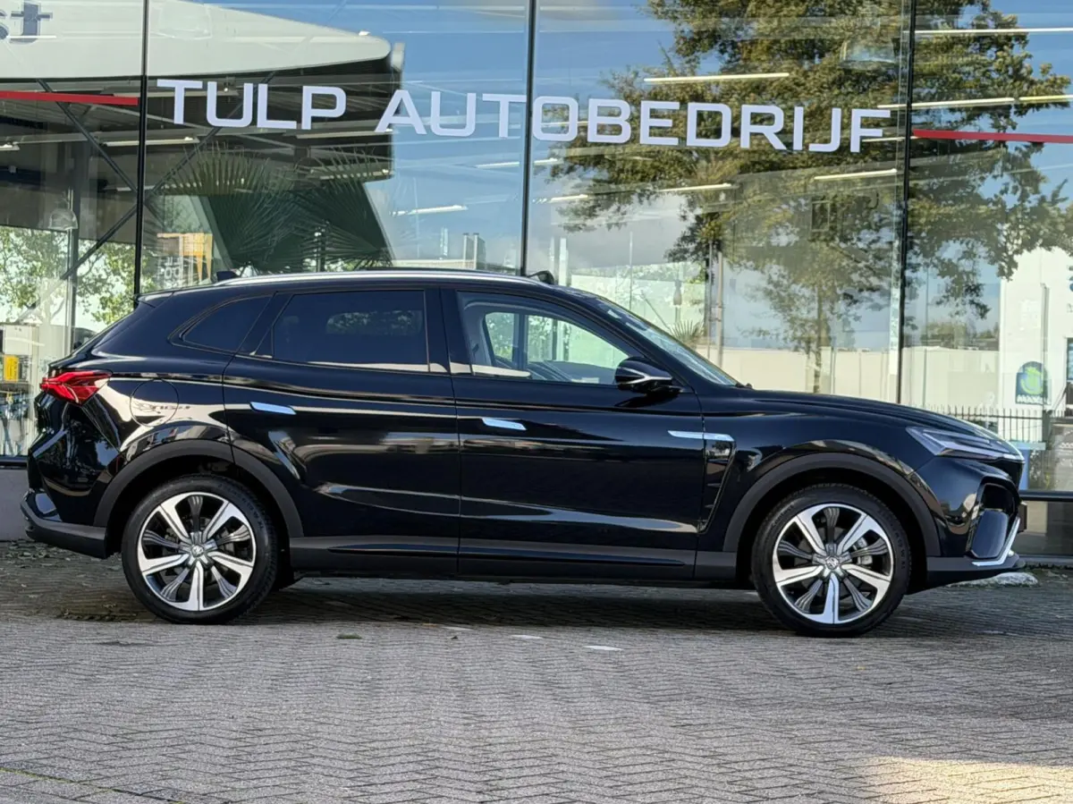 Luxury 70 kWh 2022 Top staat Btw 1e eig 32972km